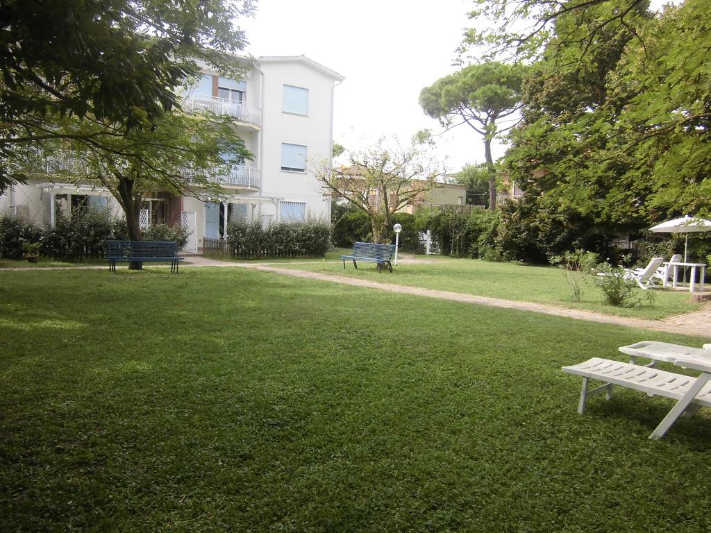 Casa Marialuigia - Appartamenti Solo Per Famiglie Lido di Jesolo Exteriér fotografie